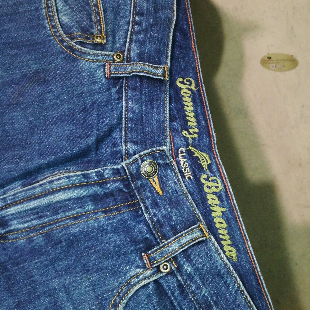 Tommy Bahama Mens Blue Classic Fit Straight Denim Jeans 36/30 (More Like 36/32)